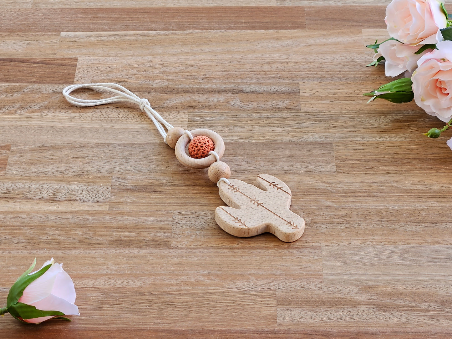 Beaded hanging toy with cactus