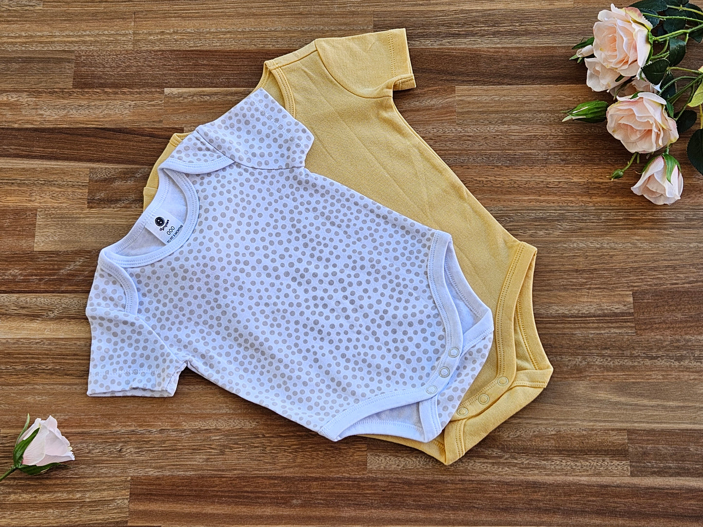 2 Rompers Spotted beige and yellow  size 3 months and 6-12 months