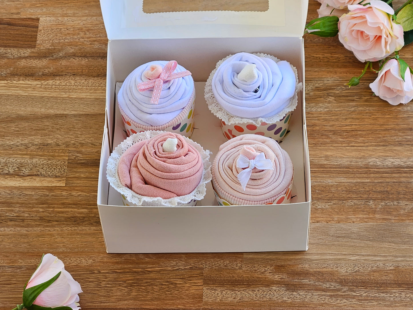 Girls 4 Cupcake gift box