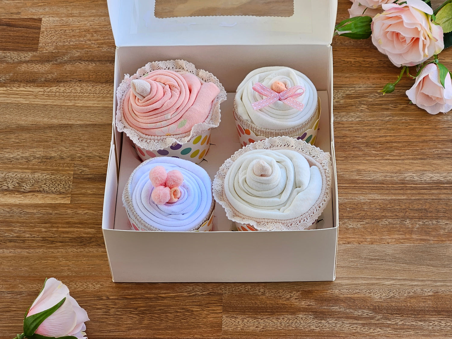 Girls 4 Cupcake gift box