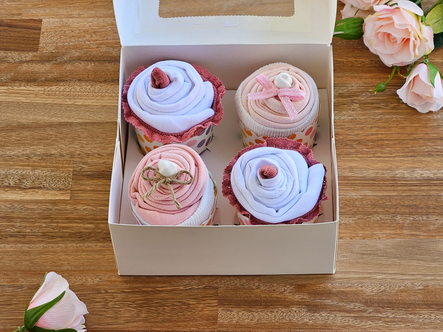 Girls 4 Cupcake gift box