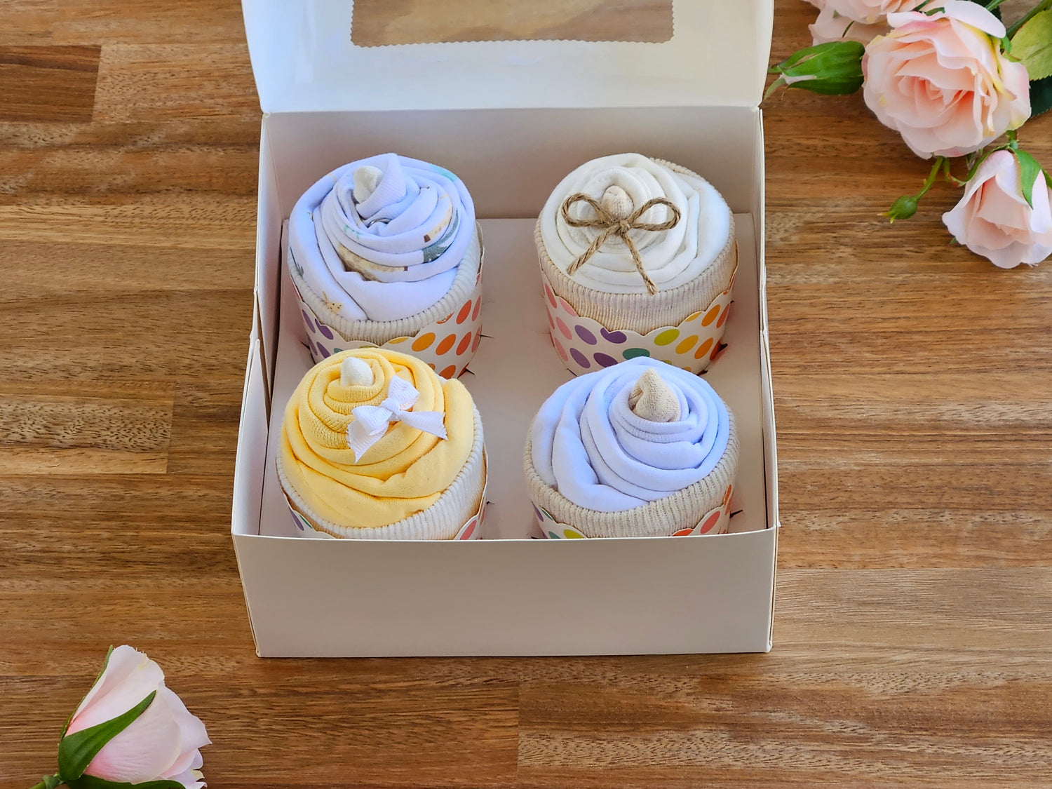 4 Gender neutral cupcake gift box