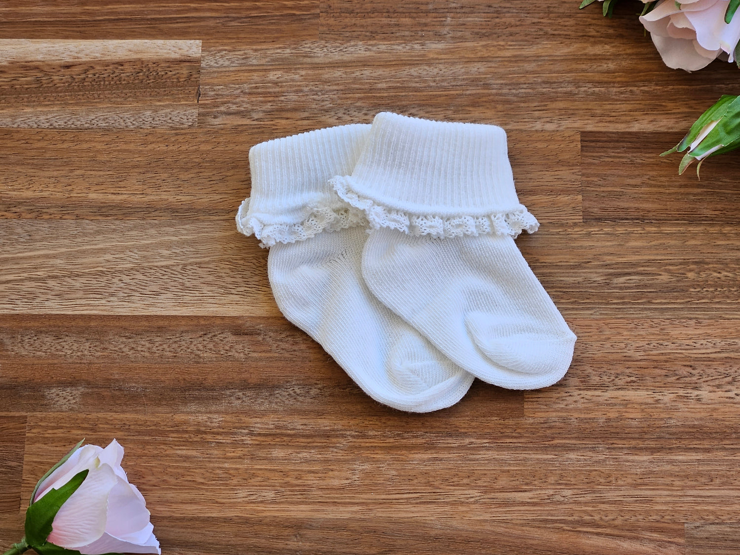 Frilly lace trim sock